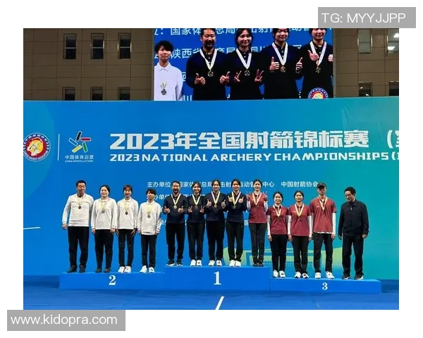 成都网球队在全国锦标赛积分榜上以99分稳居第一名，表现出色