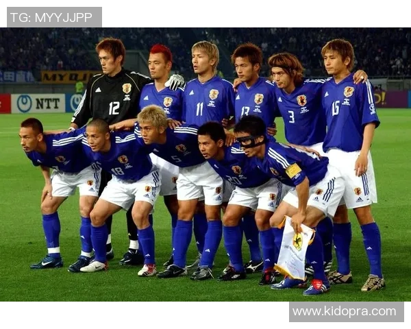 成都羽毛球队在世界杯积分榜上以56分稳居第一名展现强大实力 成都羽毛球队在世界杯积分榜上以56分稳居第一名展现强大实力