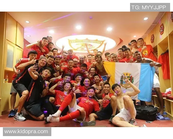 广州乒乓球队以62分稳居精英赛积分榜首位展现强劲实力