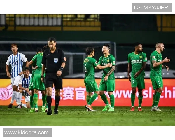 广州排球队以93分稳居联赛积分榜首位展现强劲实力 广州排球队以93分稳居联赛积分榜首位展现强劲实力